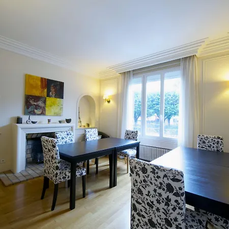 Nocleg ze śniadaniem La - Paryż