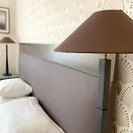 La - Paříž