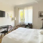 La - 4*