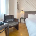 La - 4* Paříž