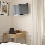 La - Paříž