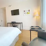 La - 4* Paříž