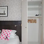 Bed & Breakfast La -