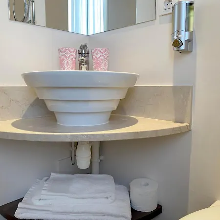 Bed & Breakfast La - Parijs