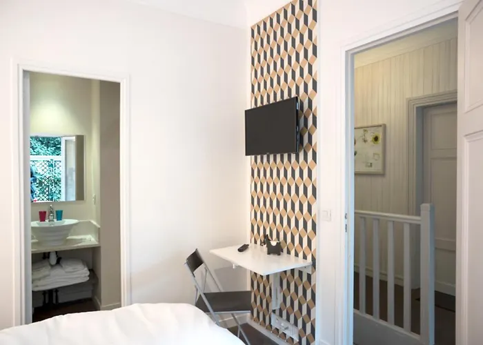 La - Bed & Breakfast 4*