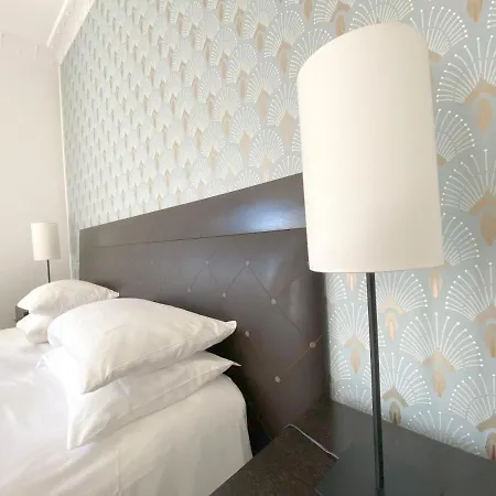 Couette-café La - 4*